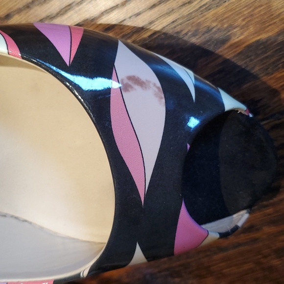 Authentic Emilio Pucci Patent Leather Open-Toe Heels - Picture 7 of 10